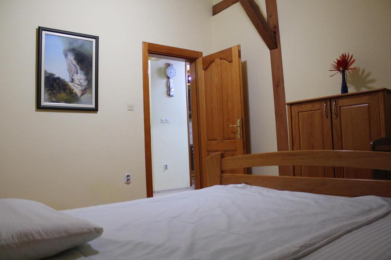Bed and Breakfast Siesta Kikinda Екстер'єр фото